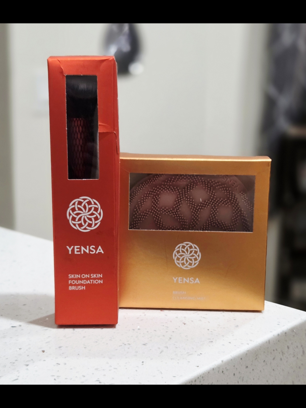 YENSA Skin-On-Skin Foundation Brush + Brush Cleaning Mat